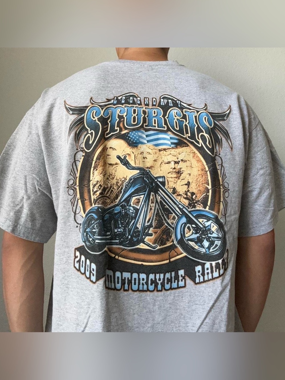 Vintage 2009 Legendary Sturgis Motorcycle Rally Graphics Gray Tee Shirt